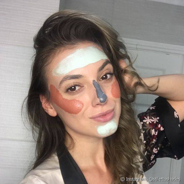 As selfies ajudaram a popularizar a m?scara facial, tratamento que se torna cada vez mais pr?tico e acess?vel (Foto: Instagram @stilettoshades)